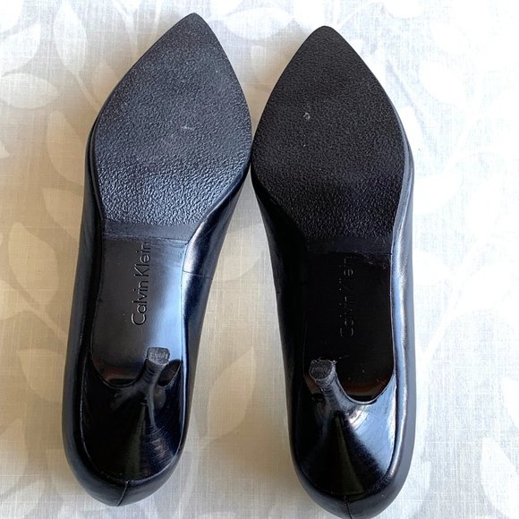 Calvin Klein black Lara pumps - Picture 6 of 8